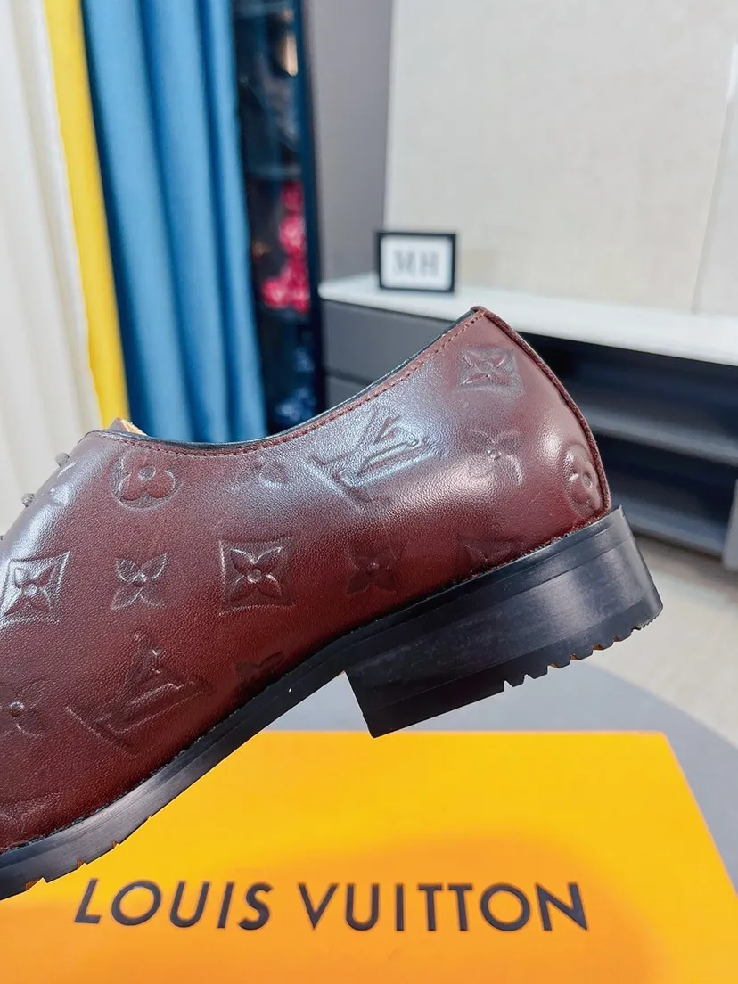 Men's Men's Shoes 💰480🌹🌹《Lv》The latest and most popular casual business leather shoes, top brands [Seduce] Luxury ~ Purchasing, [Strong] The uppers are made of imported patent leather with printed original material ➕ Genuine leather lining (•) fine workmanship. The original stylish and stylish soft rubber wear-resistant and non-slip outsole is light and comfortable on the feet. The real thing looks better in real life. 38-44, 45 can be customized.